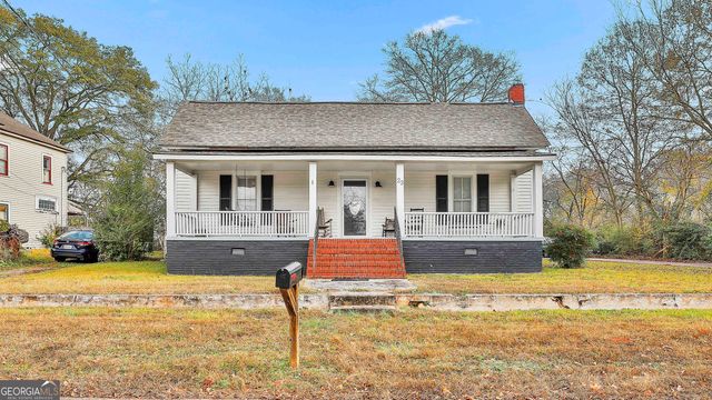 23 Cedar Street, Grantville, GA 30220