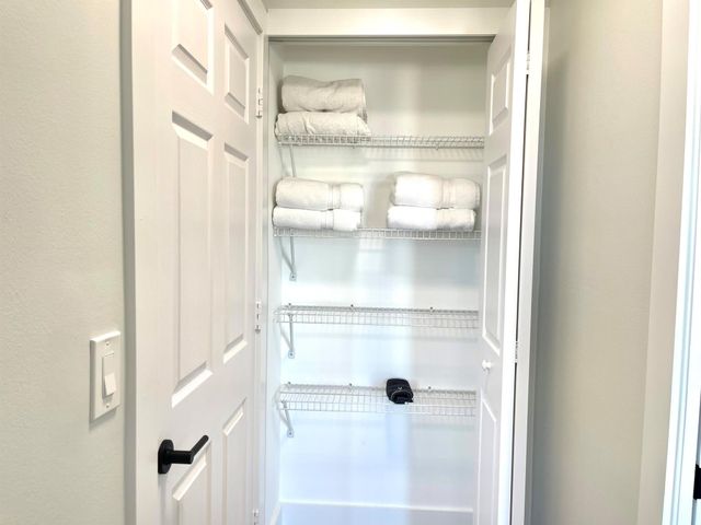 616 Clearwater Park Road 805, West Palm Beach, FL 33401