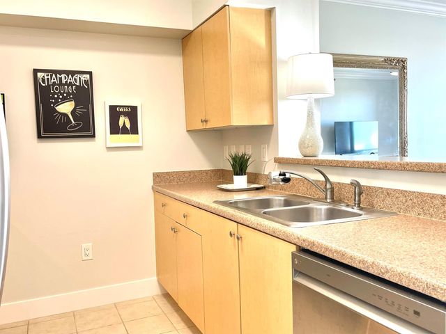 616 Clearwater Park Road 805, West Palm Beach, FL 33401