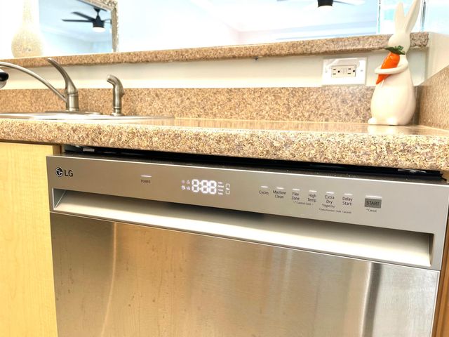 616 Clearwater Park Road 805, West Palm Beach, FL 33401