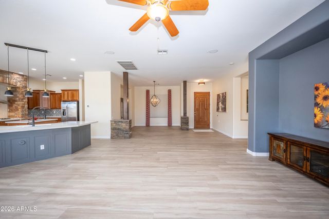 26197 N 86TH Avenue, Peoria, AZ 85383