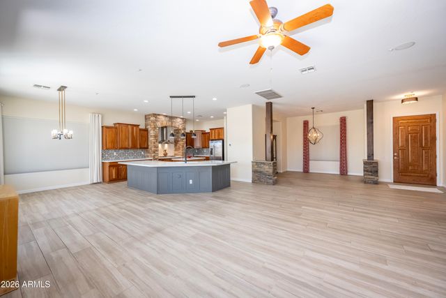 26197 N 86TH Avenue, Peoria, AZ 85383