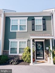 604 THUMPER DR, Ranson, WV 25438