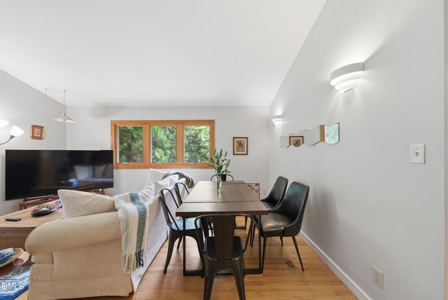 16 Davie Circle, Chapel Hill, NC 27514