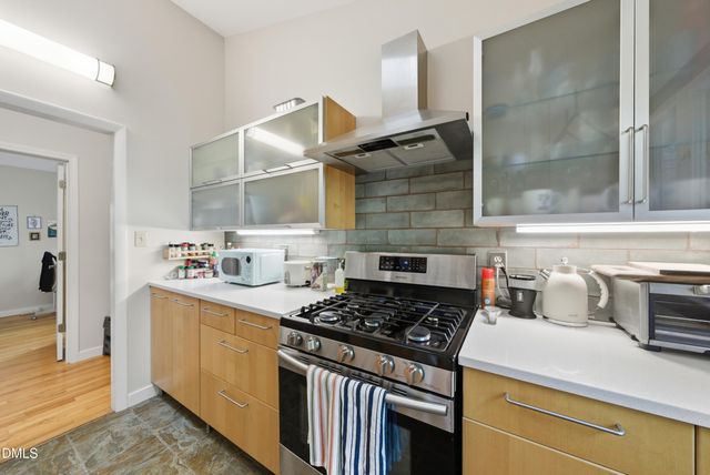 16 Davie Circle, Chapel Hill, NC 27514