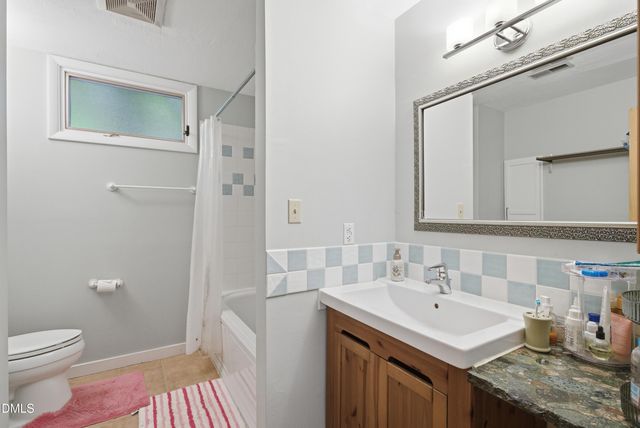 16 Davie Circle, Chapel Hill, NC 27514