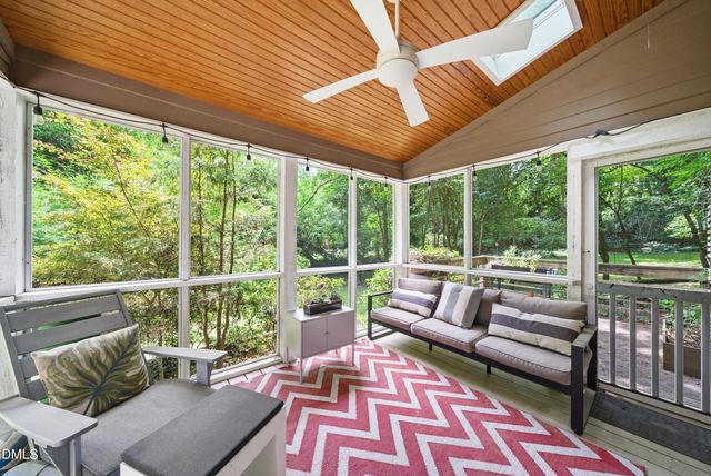 16 Davie Circle, Chapel Hill, NC 27514