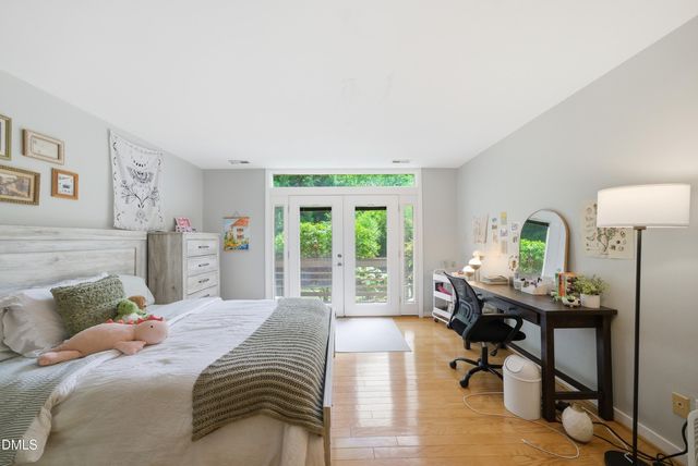 16 Davie Circle, Chapel Hill, NC 27514