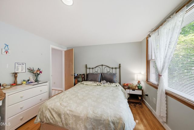 16 Davie Circle, Chapel Hill, NC 27514