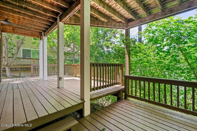 20535 N Pinehurst St, Rathdrum, ID 83858