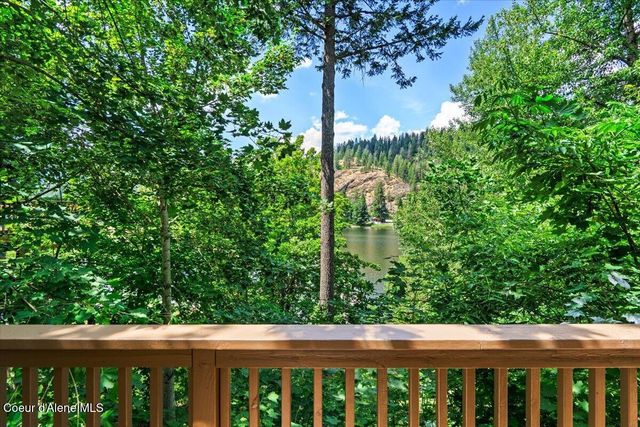 20535 N Pinehurst St, Rathdrum, ID 83858
