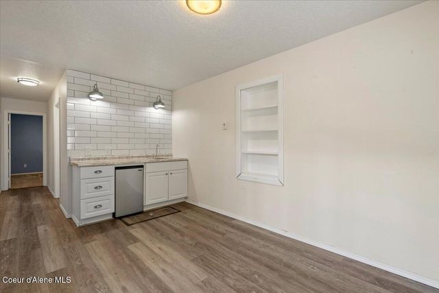 20535 N Pinehurst St, Rathdrum, ID 83858