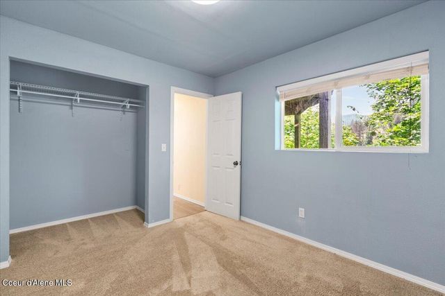 20535 N Pinehurst St, Rathdrum, ID 83858