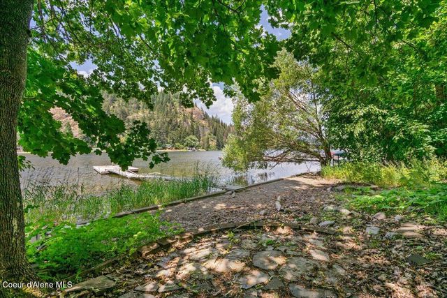 20535 N Pinehurst St, Rathdrum, ID 83858