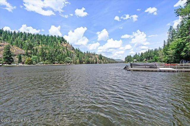 20535 N Pinehurst St, Rathdrum, ID 83858