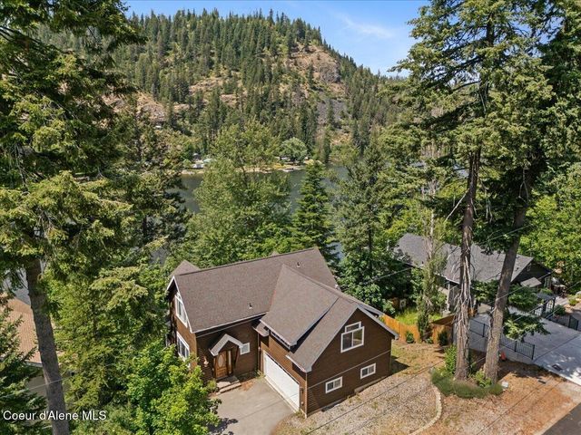 20535 N Pinehurst St, Rathdrum, ID 83858