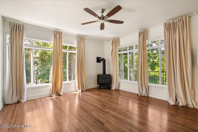 20535 N Pinehurst St, Rathdrum, ID 83858