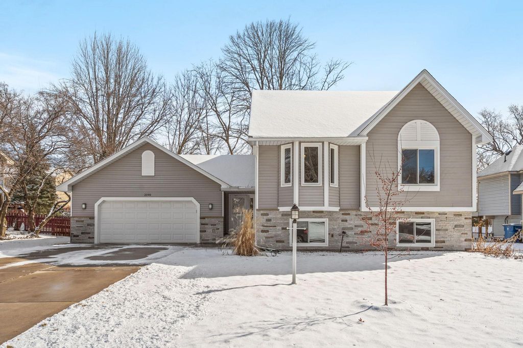 2190 German Street, Maplewood, MN 55109