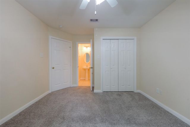 11905 Algonquin Drive 20, Houston, TX 77089