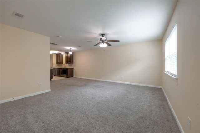 11905 Algonquin Drive 20, Houston, TX 77089