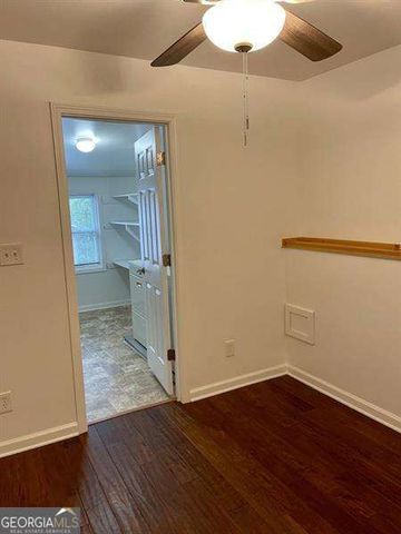 8940 Bay Drive, Gainesville, GA 30506