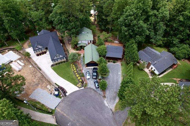 8940 Bay Drive, Gainesville, GA 30506