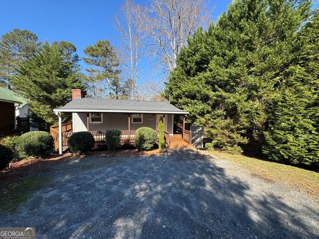 8940 Bay Drive, Gainesville, GA 30506