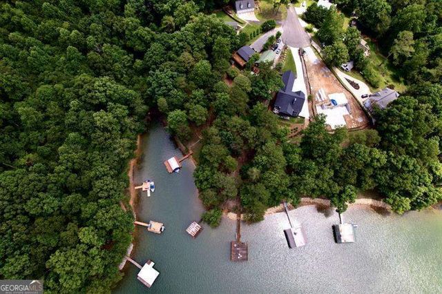 8940 Bay Drive, Gainesville, GA 30506