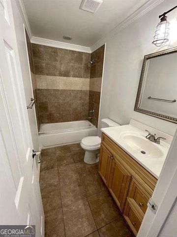 8940 Bay Drive, Gainesville, GA 30506