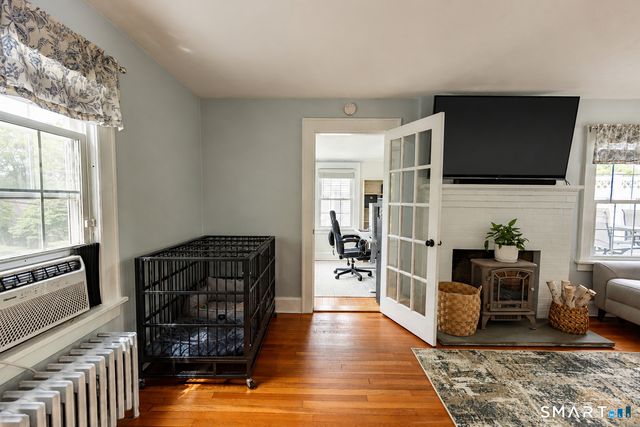 29 Niles Hill Road, New London, CT 06320