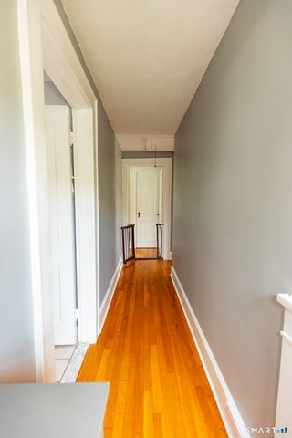 29 Niles Hill Road, New London, CT 06320