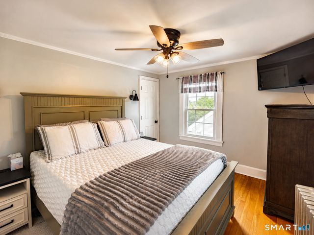 29 Niles Hill Road, New London, CT 06320