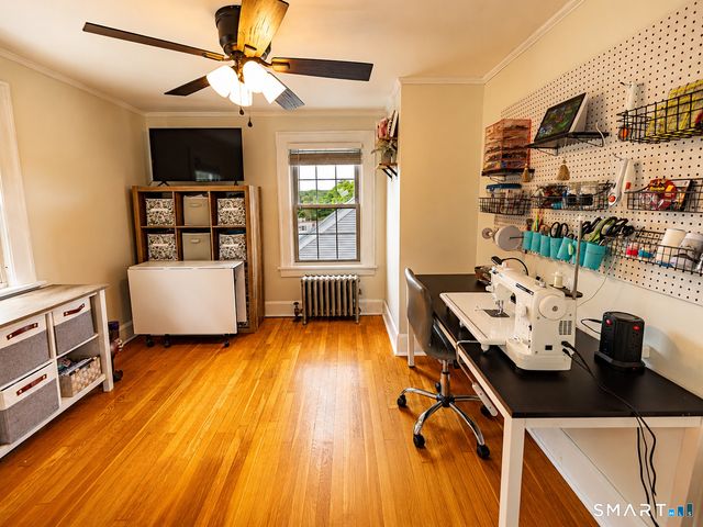 29 Niles Hill Road, New London, CT 06320