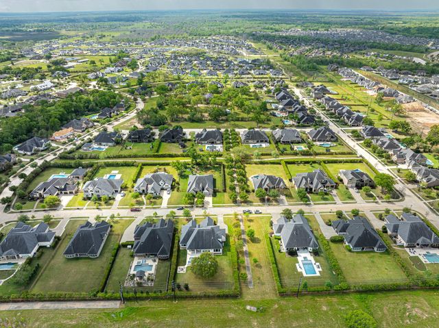 29726 Hay Field Lane, Fulshear, TX 77406