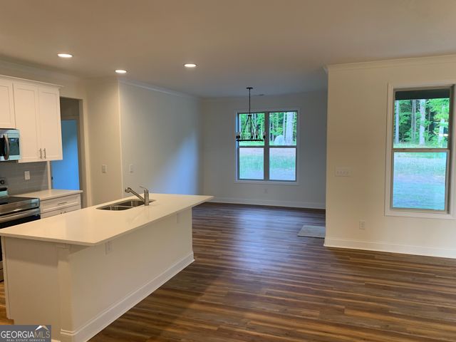 210 Parker Drive, Mcdonough, GA 30253