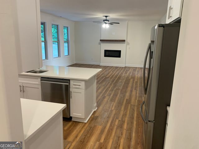 210 Parker Drive, Mcdonough, GA 30253