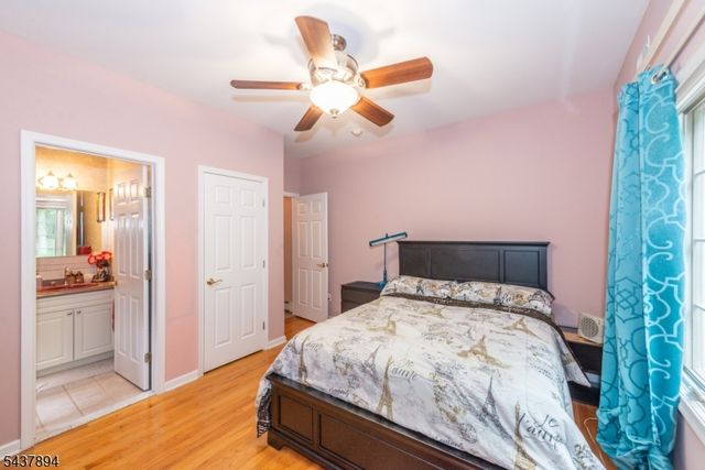 5 Raine Tree Ct, Kinnelon Boro, NJ 07405