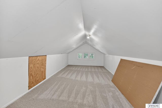 2040 N 50Th Street, Omaha, NE 68104