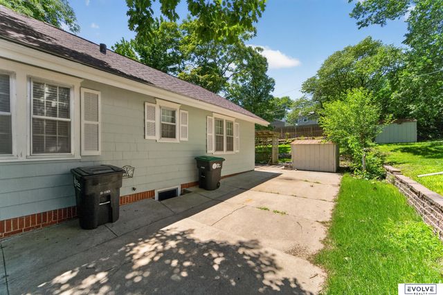 2040 N 50Th Street, Omaha, NE 68104