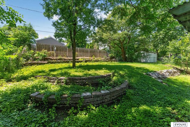 2040 N 50Th Street, Omaha, NE 68104