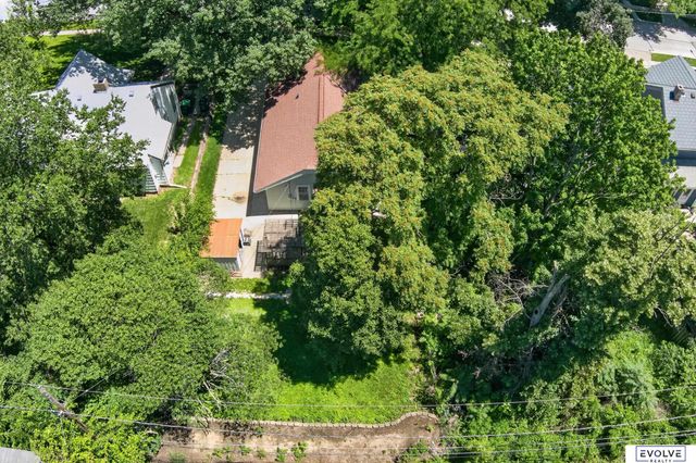 2040 N 50Th Street, Omaha, NE 68104