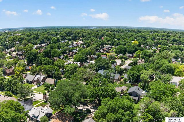 2040 N 50Th Street, Omaha, NE 68104