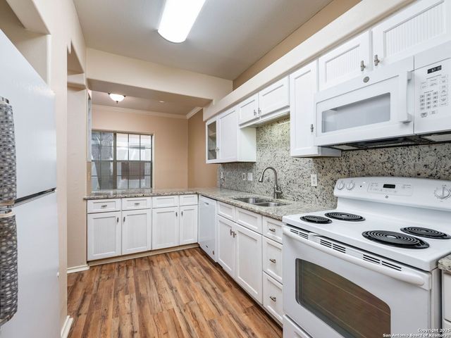 207 Grandview, Alamo Heights, TX 78209