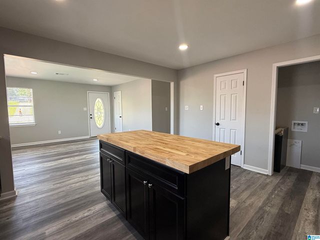 909 BERTRAM PLACE, Bessemer, AL 35023