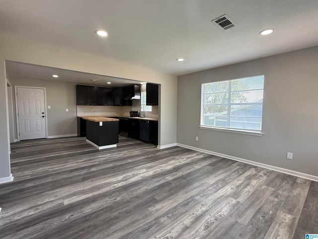 909 BERTRAM PLACE, Bessemer, AL 35023