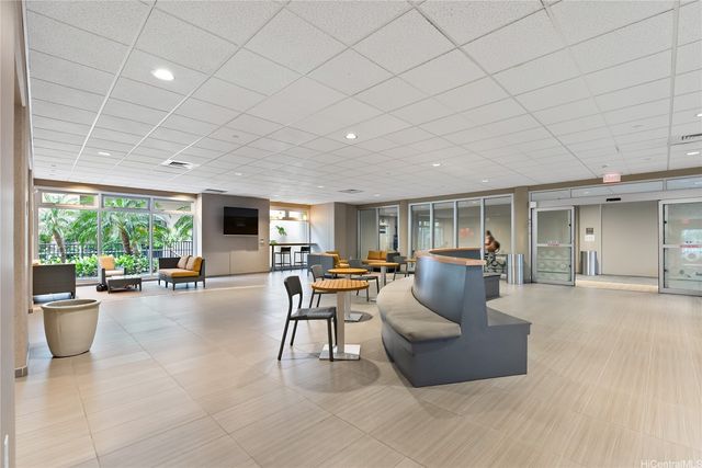 801 South Street 2512, Honolulu, HI 96813