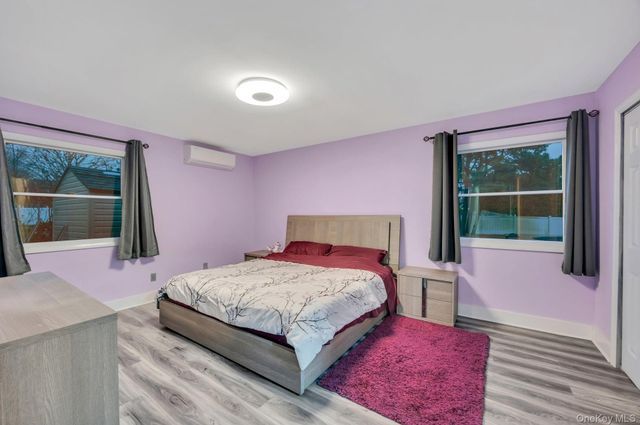 15 Drake Avenue, Bellport, NY 11713