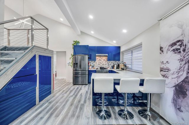 15 Drake Avenue, Bellport, NY 11713