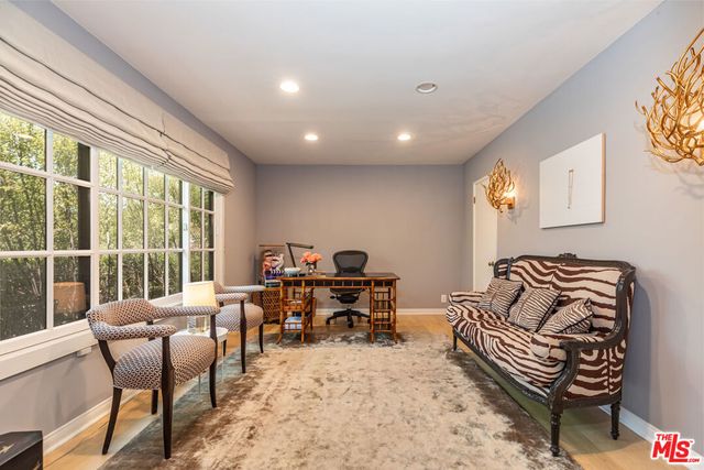 3122 Dona Susana Drive, Los Angeles, CA 91604