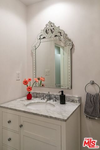 3122 Dona Susana Drive, Los Angeles, CA 91604